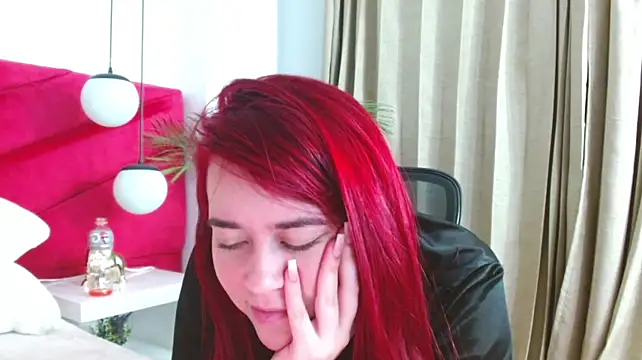 Sophie_ponce - play with my pussy