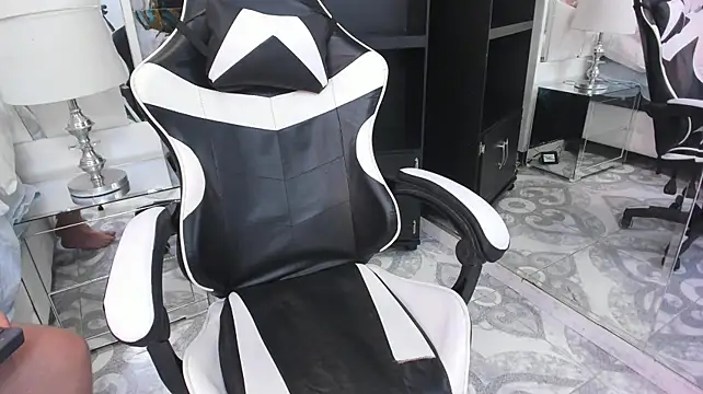 Noah_and_kim69_ - Show Body