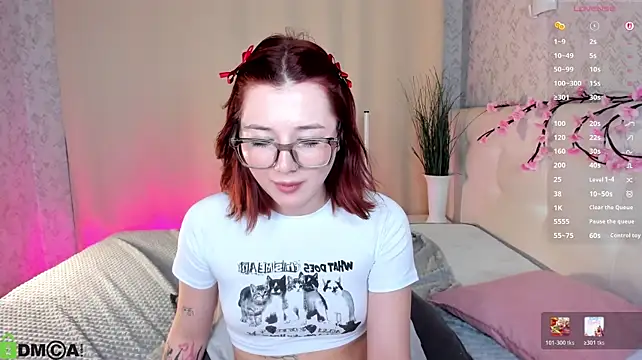 Lessi_Panic - Hand in my panties