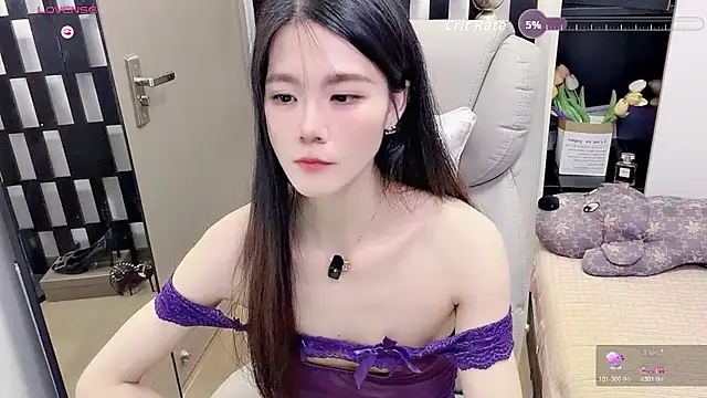 Yueyue-MM - M腿 肉棒隔着内裤摩擦小穴 蹭蹭 3分钟