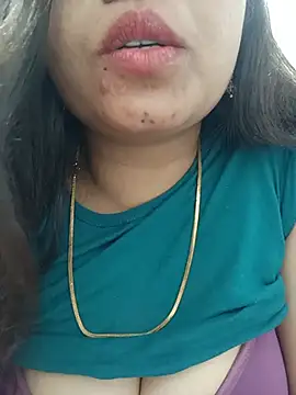 Anushka_tamil_kannada