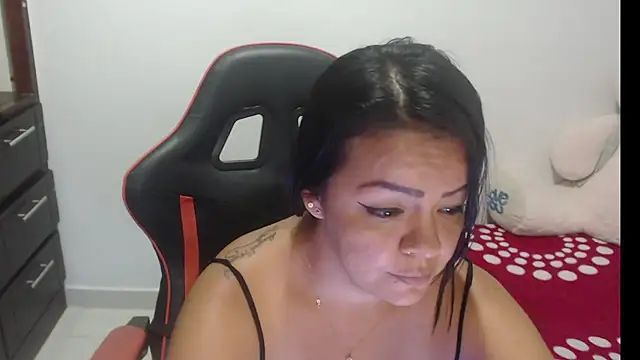 Emily_sexxx - make me wet?? play with me!!!
