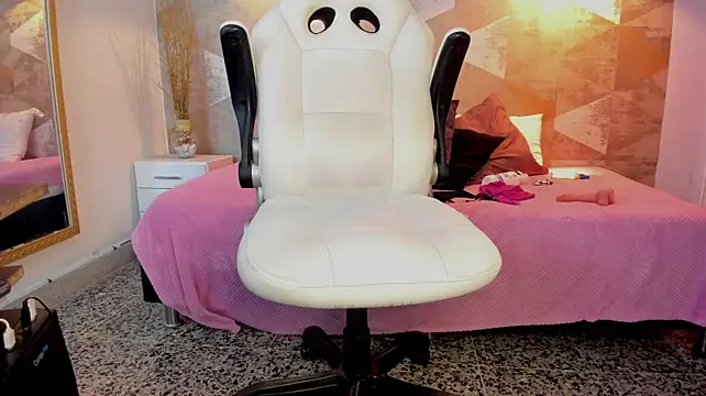 LalilaBrunettee - fingers in pussy 😍🥵🔥