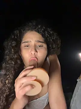 Antonella_Whitmore - Sucking my friend's nipples