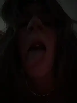 EvvaMur - sniff a finger in the butt