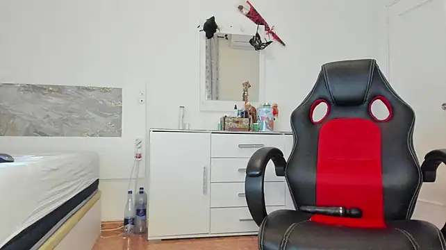 Anisialuna_