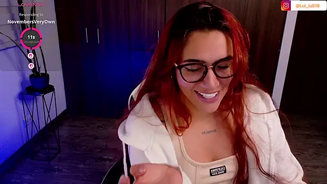 ImLui_lu - Get me sexy naked Fingering pussy