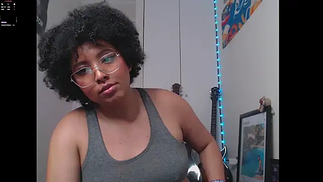 Michell_bling1 - TOPLESS AND PLAY WITH TITS