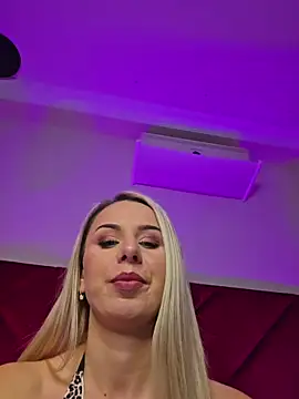 JessicaLarsen's Live XXX Chat