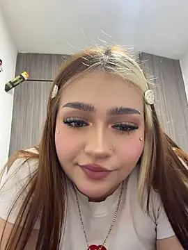 Daniela_ruizz - Saliva in Titts +ahegado