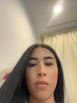 Kymberly_18 - show tits