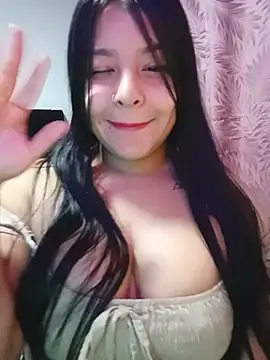 Daniela_Steel - Show Boobs + spit