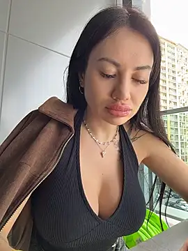 Wet__Bunny - Pinch nipples public