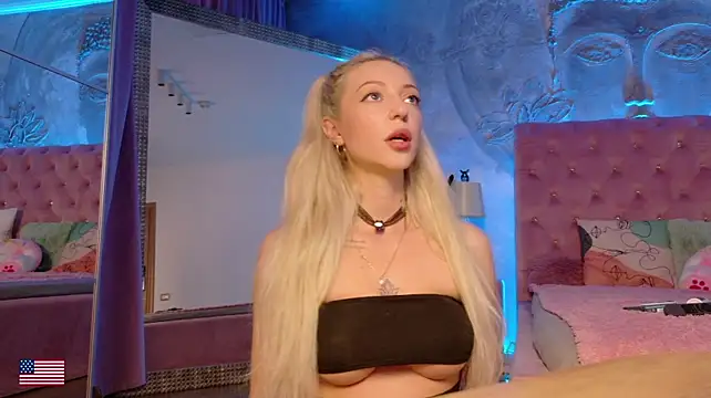 AmberMilana - meow kiis bby