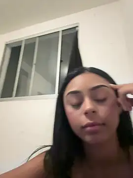 Luara_00x