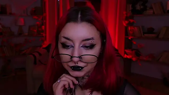 Mistress__Marcelline - Nails+piercing worship