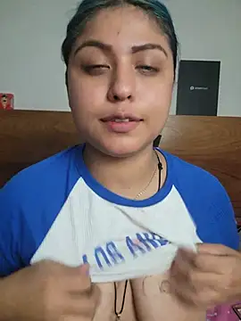 Azulzulix - Tu nombre en mi pussy