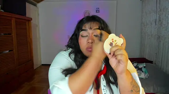 Nayara_05 - twerking