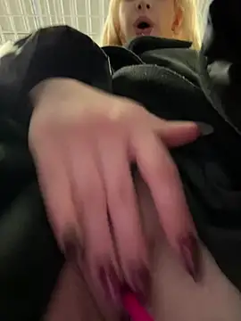 Michelle_lovique - RUB MY CLIT WITH ITEM FROM MARKET SHELF!