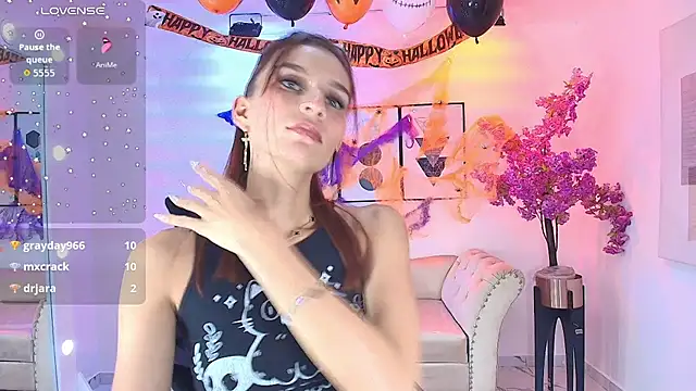 Tamara_slimx - suck fingers + eye contact 👀💦