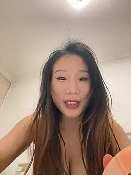 Yuting668 - 新人主播，喜欢的可以1对1玩，更好玩