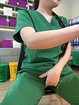 Secretly_masturbating - Orgasm at the clinic/クリニックでのオーガズム
