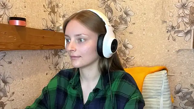 EmyMiu - my hot photo in PM