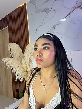 Roxana_gomezz - SHOW DE PEPINO ANAL EN LA COSINA🥒🥵🥵