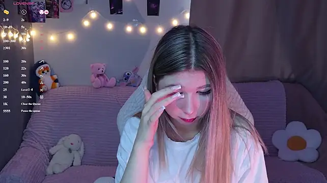 LillyyLilith - Pussy play with fingers