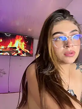 Babesamanta - put vibrator in ass 🙈😏 +5min