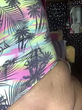 CataSantanaG - PLUG ANAL AND SQUIRT🔥💦