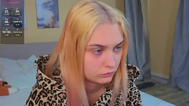 Sinti_Phillips - finger in pussy