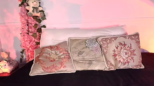 Sandy_morgans - KISS ME