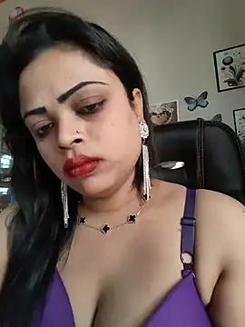 Pinky-2 - Oiling My Sexy Pussy Hole