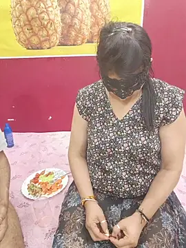 Perfect-couple25 - Boobs Open in Public