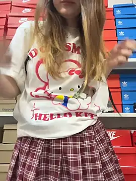 Lunabelle_ - Spoil my mouth right next to people