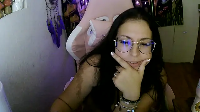Trippytrish18 - new tires