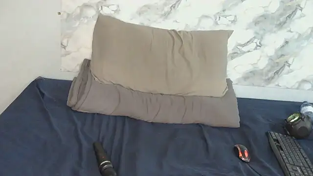 HornyBlackSlut - Suck dildo