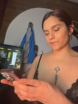 LuciaLatina - Sexy dance and spanking🥵