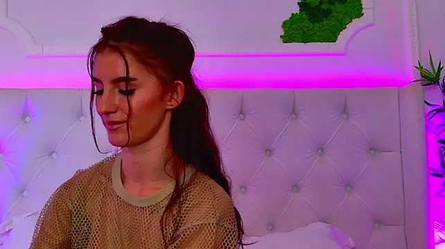 ElisaCharm - oil ass 5xSpank ass😈