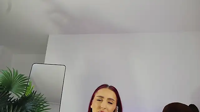 CrystalRedd - all naked