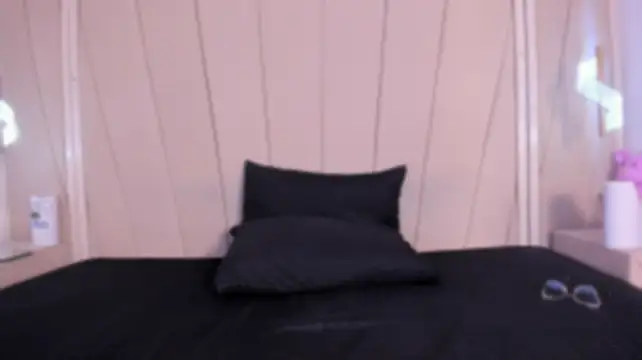 Aurora_Dalton__ - rub a dildo on pussy + control 2 min