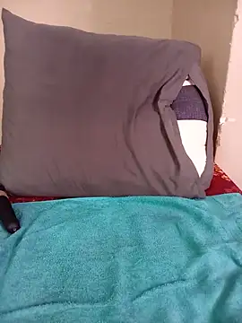 Shy-lillyX22 - Show boobs