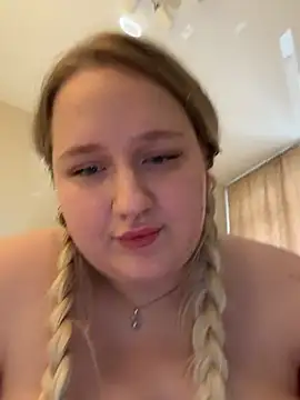 Lina_Hottie - FISTING PUSSY + SQUIRT