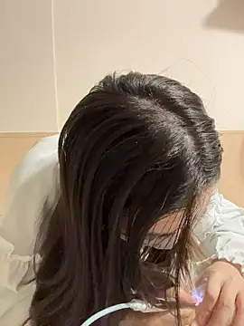 Fioralba - 没人理我学会儿习，有事震我。快拉我进c2c/pvt狠狠调教吧