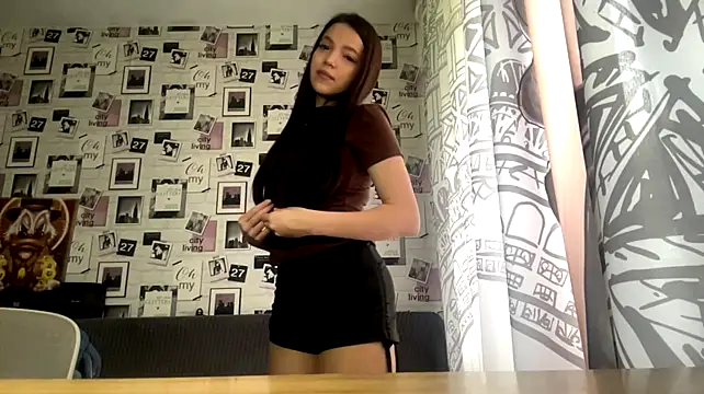 YaelKonwinski - Blow a kiss 💋