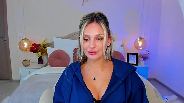 MissLoou - caress my pussy and feed me from your ha