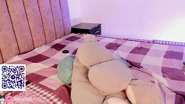 Leyli_doll1 - PLUG ANAL + TWERK!