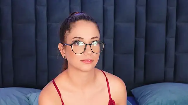 AaryaVogue - SUCKING FINGERS WITH EYE CONTACT🥵​😈​💦