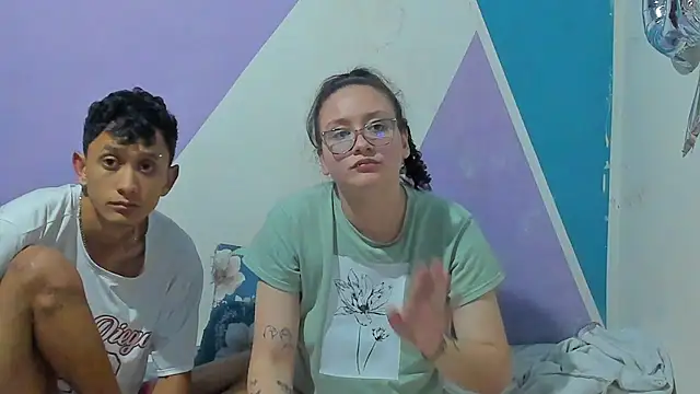 LizAndJacob - kiss hot